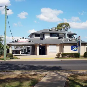 Motel Motor, Oakey